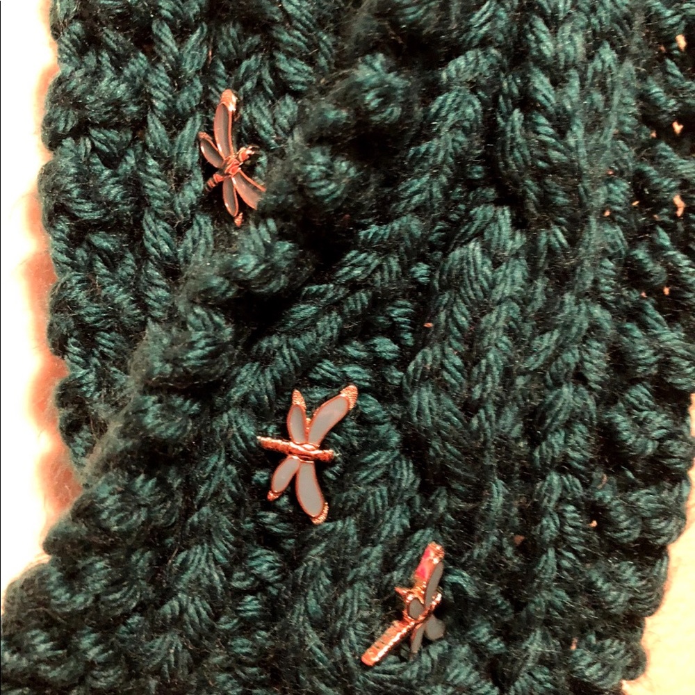 Dragonfly neck wrap
